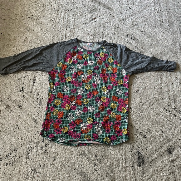 Lularoe Randy Raglan Baseball Top  2XL Floral on green with gray sleeves - Picture 1 of 2